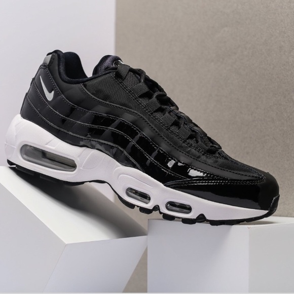 NWT Nike Air Max 95 SE PRM WMNS - Picture 7 of 8